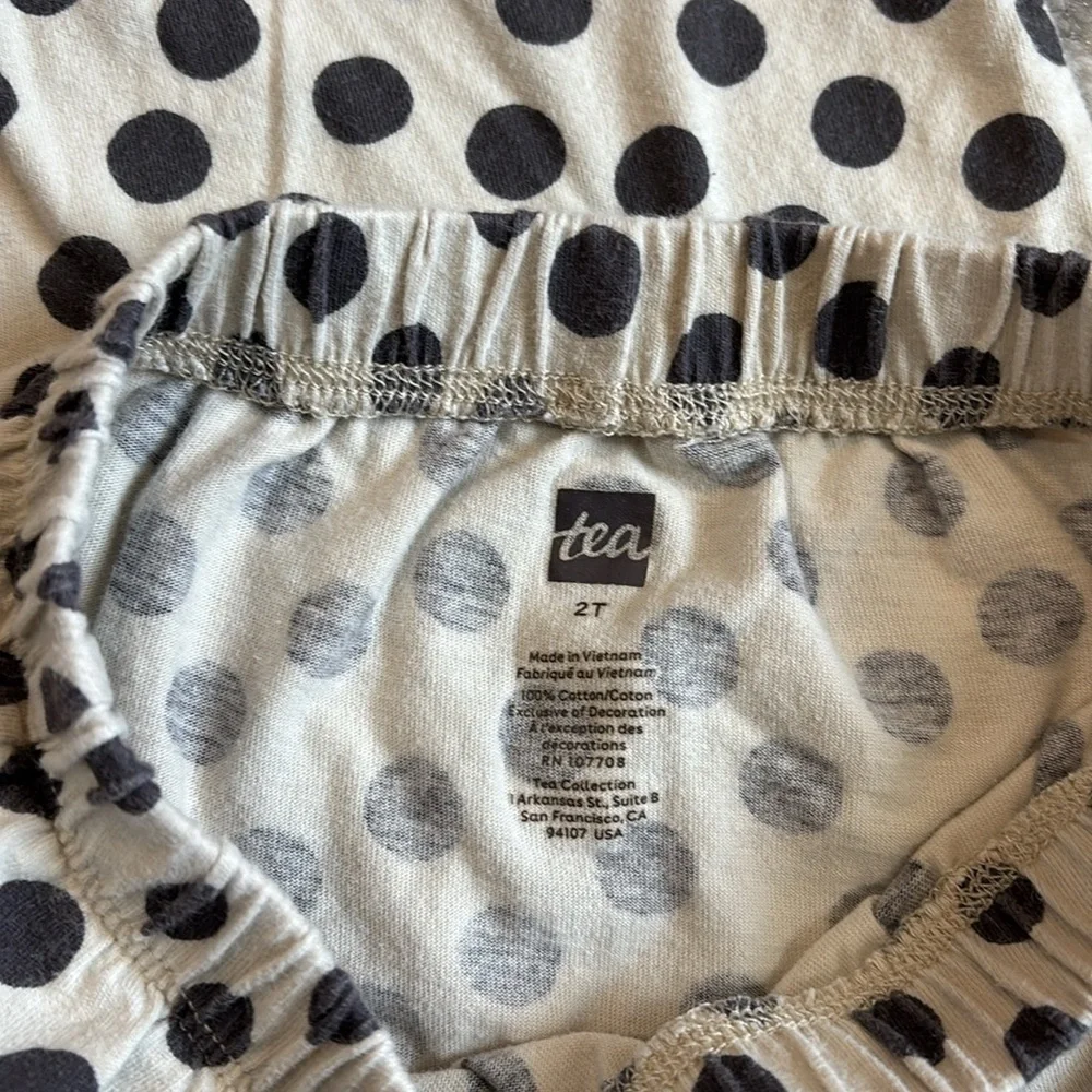 Tea Collection 2t toddler polka dot set - Picture 7 of 8